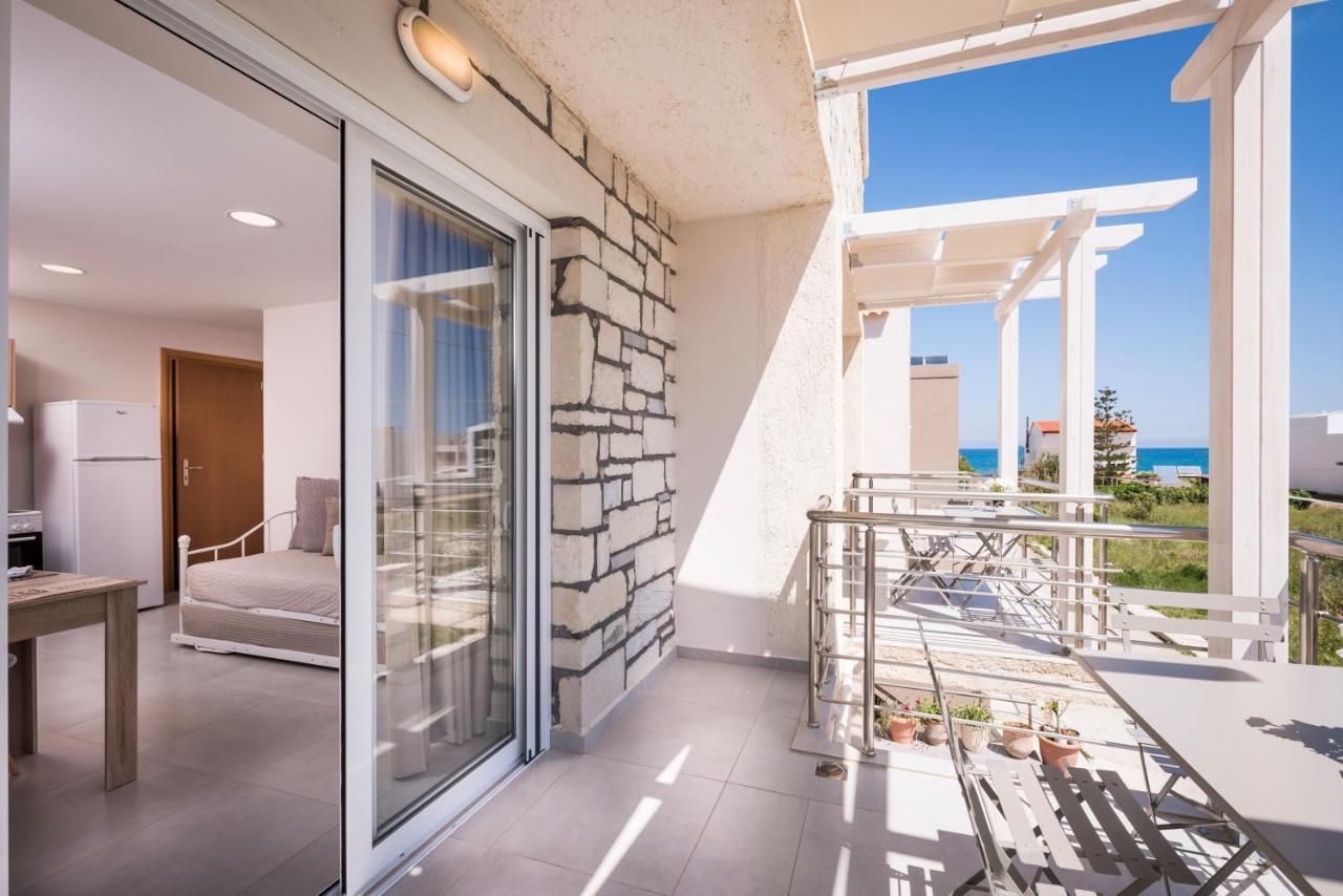Athina Apartments Near The Sea Platania Platanés Exterior foto